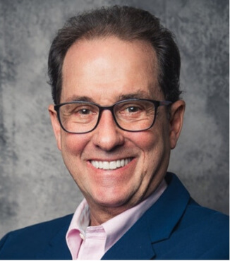 Dr. Roberto Aylmer